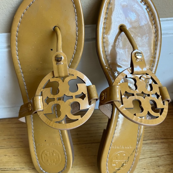 Tory Burch Miller Sandals EUC - Picture 13 of 16